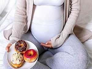 تحذير لـ الحوامل.. السمنة تصيب جنينك بمرض السكر