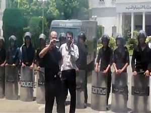 تشديدات أمنية بمحيط وزارة ''التعليم'' تحسبًا لتظاهرات طلاب الثانوية