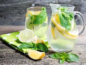 ديتوكس الليمون والنعناع يخلصك من مشكلات المعدة بعد تناول لحوم العيد