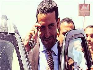 محامي «أبو تريكة» يكشف موعد عودته لمصر .. فيديو