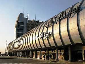 مطار القاهرة يرفض دخول دبلوماسية أمريكية دون تأشيرة مسبقة