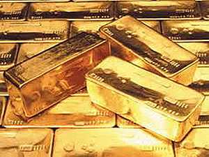 الذهب يسجل أكبر هبوط له في شهر مع تراجع السلع الاولية