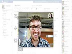 Facebook يطلق خدمة دردشة الفيديو بالتعاون مع Skype