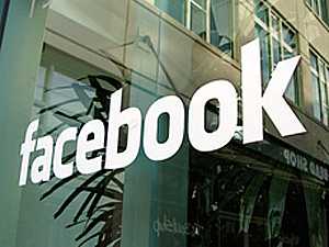 وزير الثقافة والإعلام السعودي: لا نية لدى السعودية لشراء "الفيس بوك"
