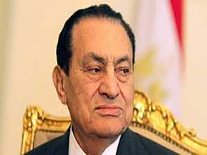 مدير مستشفى شرم الشيخ: مبارك لم يحتفل بعيد ميلاده ونفسيته سيئة