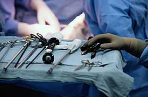 أدوات العمليات الجراحية