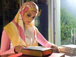 دور المرأة المسلمة في النَّهضة العلميَّة